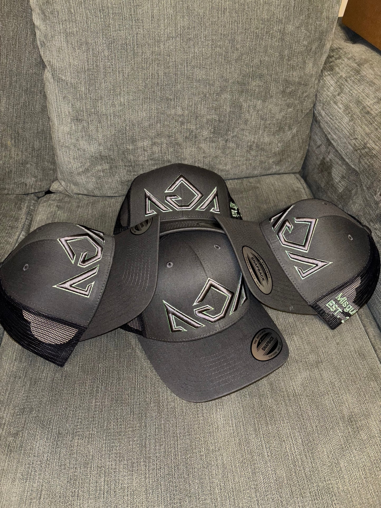 Grey Turqoise Cap