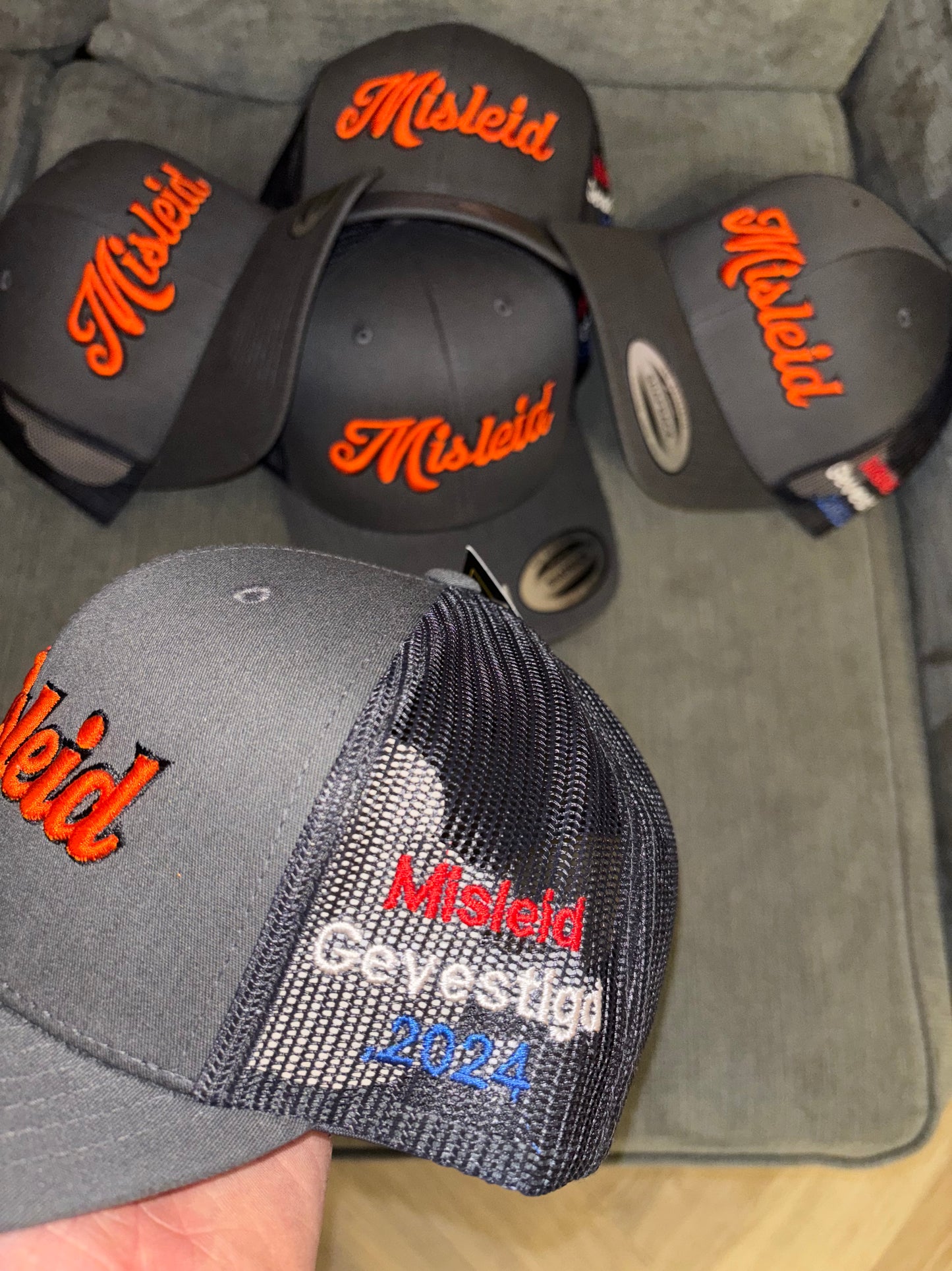 Misleid Dutch cap